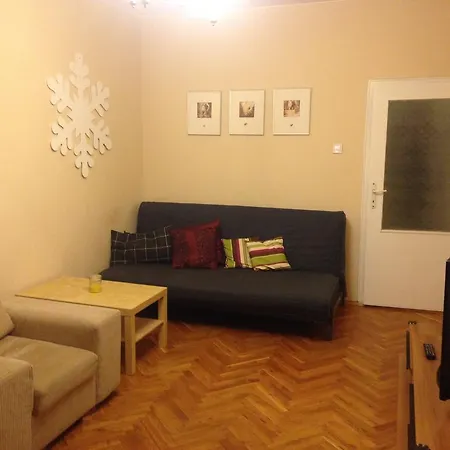 Krichim Apartment *
